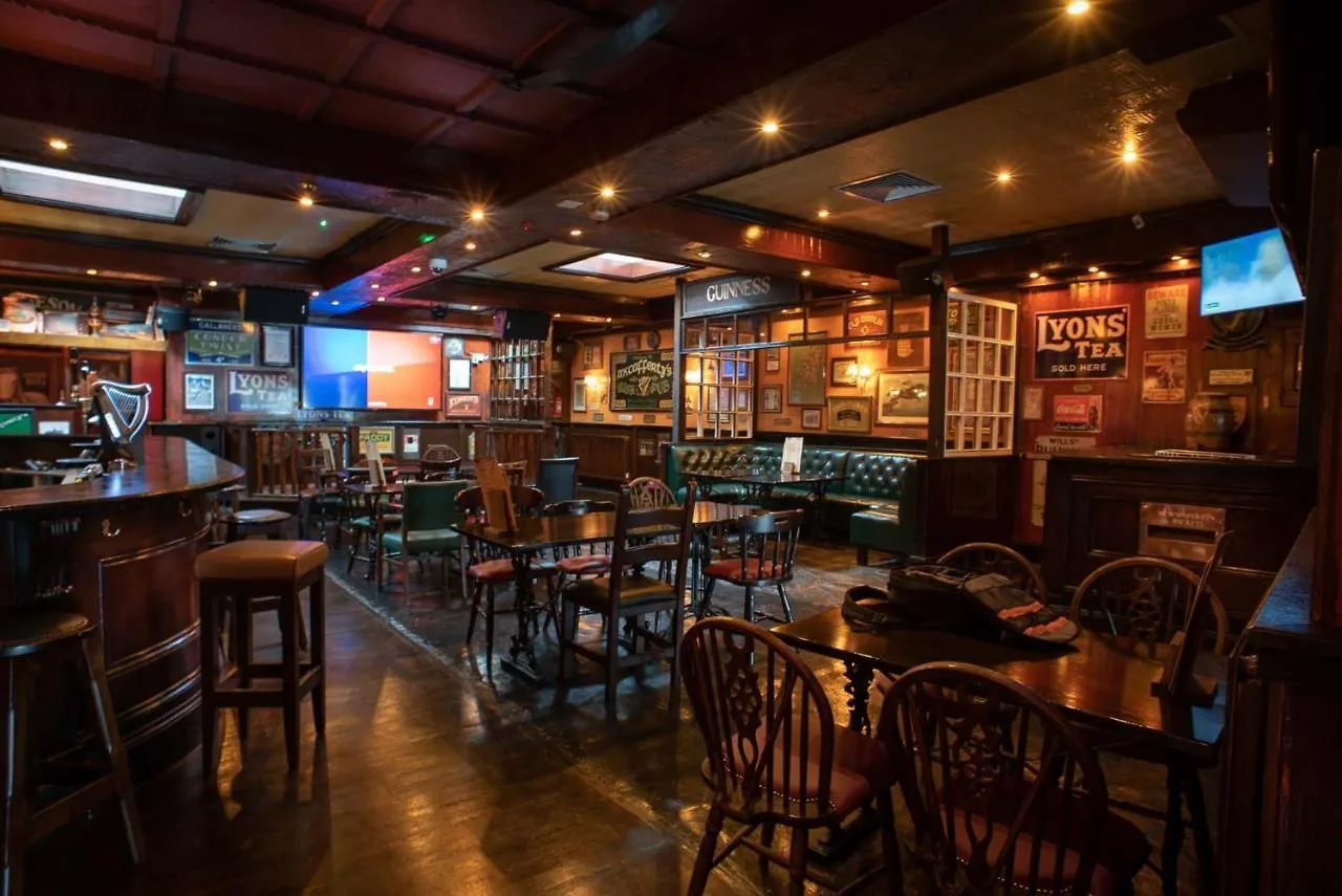 Mccafferty'S Guesthouse אילפורד בריטניה