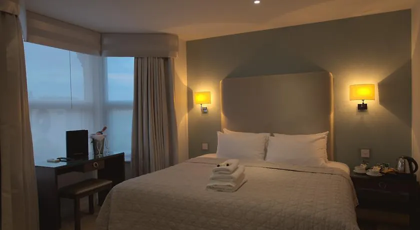 Mccafferty'S Guesthouse אילפורד