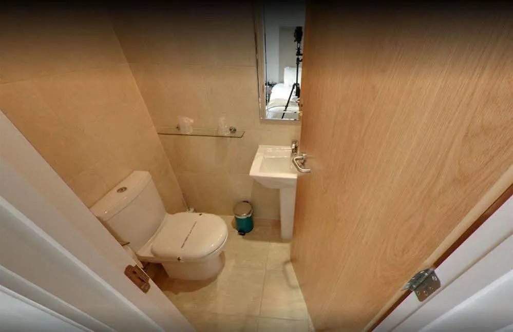 Mccafferty'S Guesthouse אילפורד 3*,